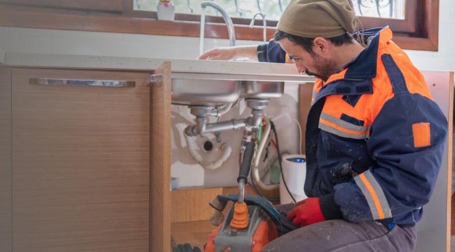 Expert burst pipe repair services in Hurlburt Field, FL